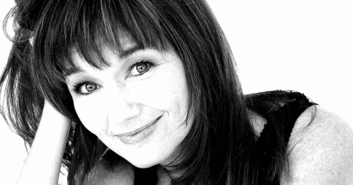 Lari White Passed Away after Losing the Battle against Cancer