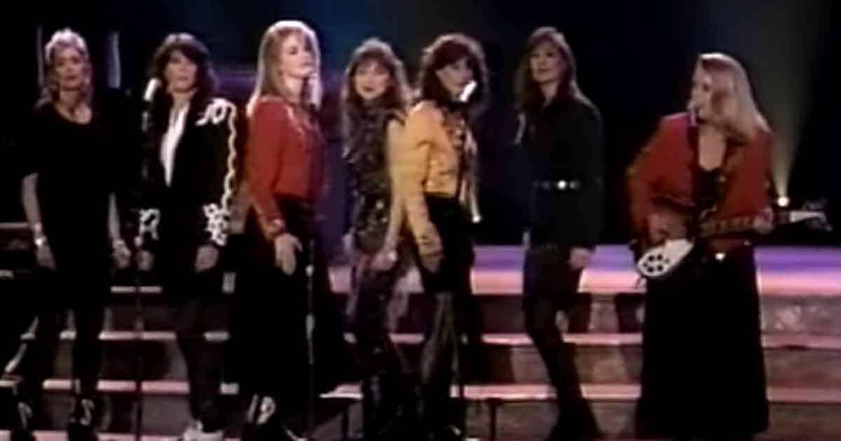 The Women of Country Music Sing "He Thinks He'll Keep Her" 2