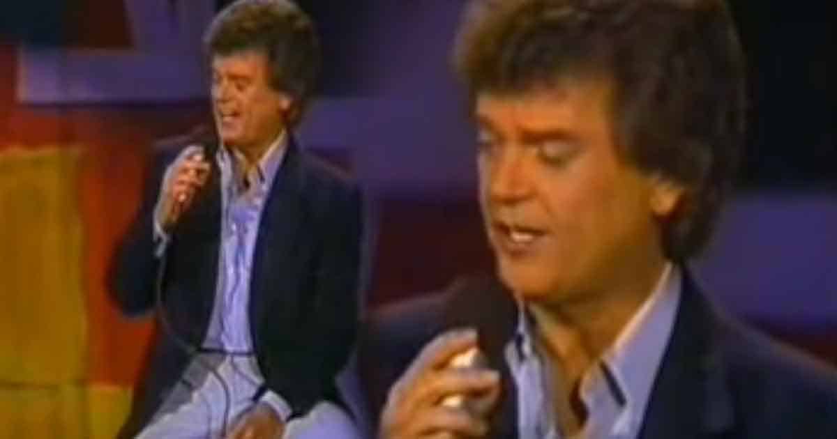 Conway Twitty Records a Russian Version of Hello Darlin' 2