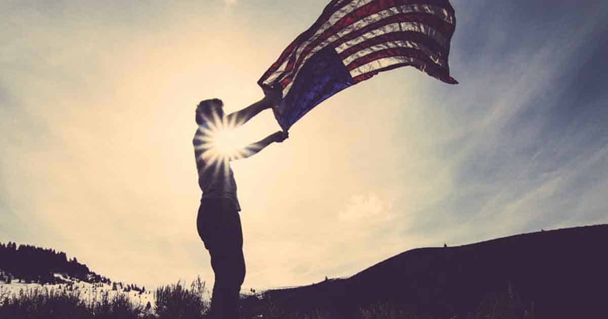 Country Songs Playlist to Listen To For the Fourth of July 2