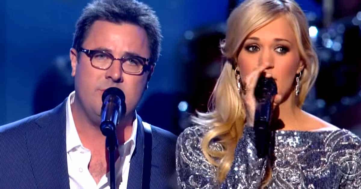 Carrie Underwood's Soulful Duet of "How Great Thou Art" with Vince Gill 2