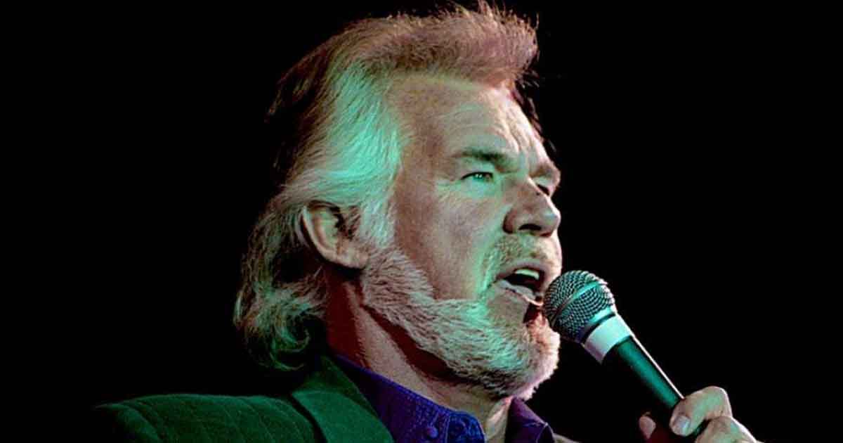 Everyone Can't Help But Gush Over Kenny Rogers' "She Believes in Me" 2