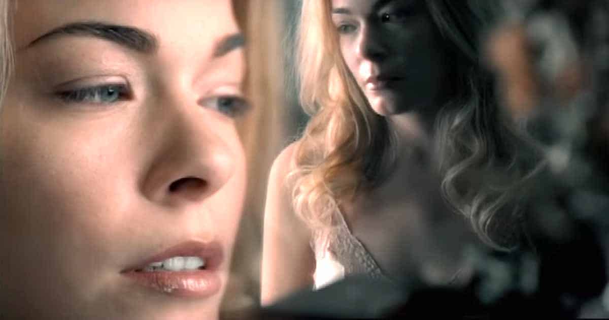 LeAnn Rimes Released a Song about Losing the Person You Love 2