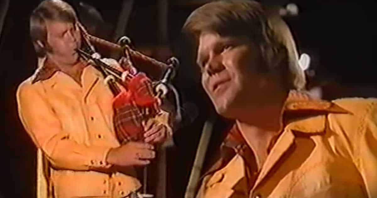 Glen Campbell Performs "Amazing Grace" on a Superb Bagpipe Solo 2