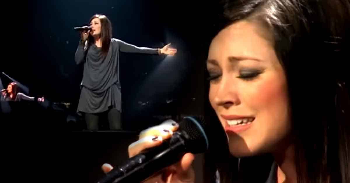 Kari Jobe - Revelation Song - Passion 2013 