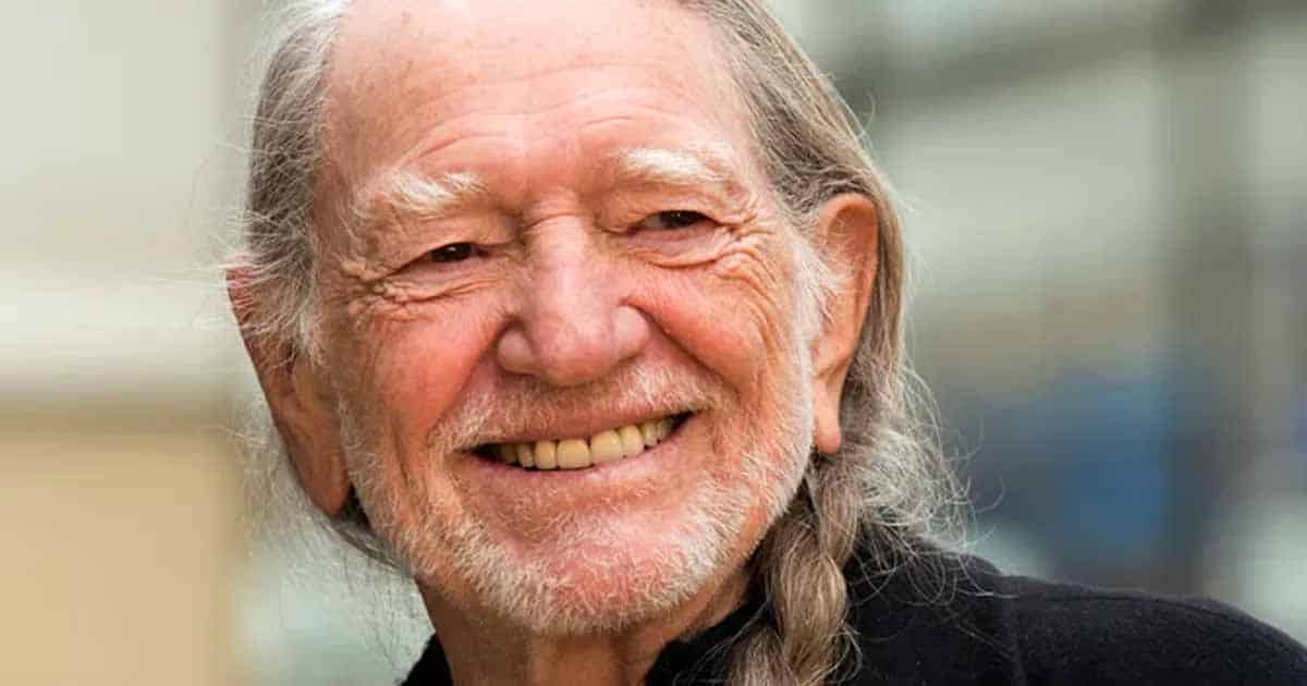 Willie Nelson Sings “The Lily of the Valley” to Thank God 2