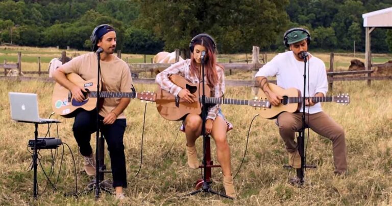 Watch this Captivating Rendition of a Randy Travis Hit