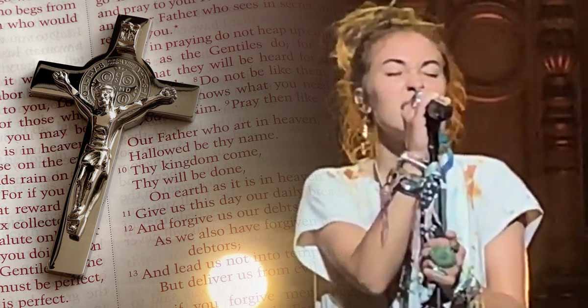 "Turn Your Eyes Upon Jesus:" A Sweet Rendition from Lauren Daigle 2