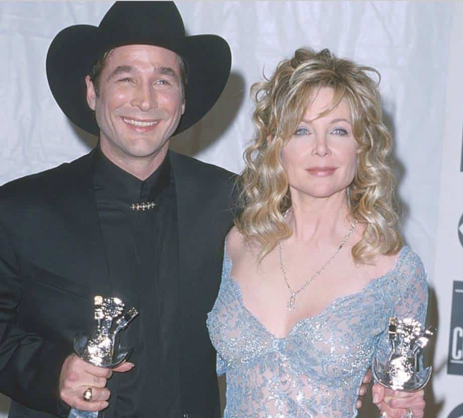 Clint Black and Lisa Hartman’s Long-Lasting Love 2