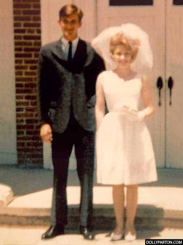 Carl Thomas Dean and Dolly Parton Wedding Photo