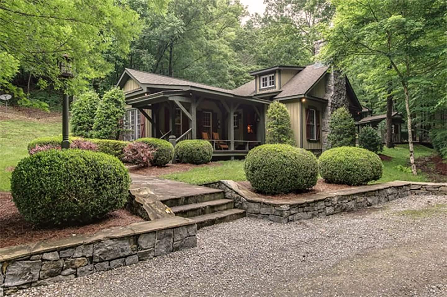 Miranda Lambert’s Tennessee Farm - Rustic Main House