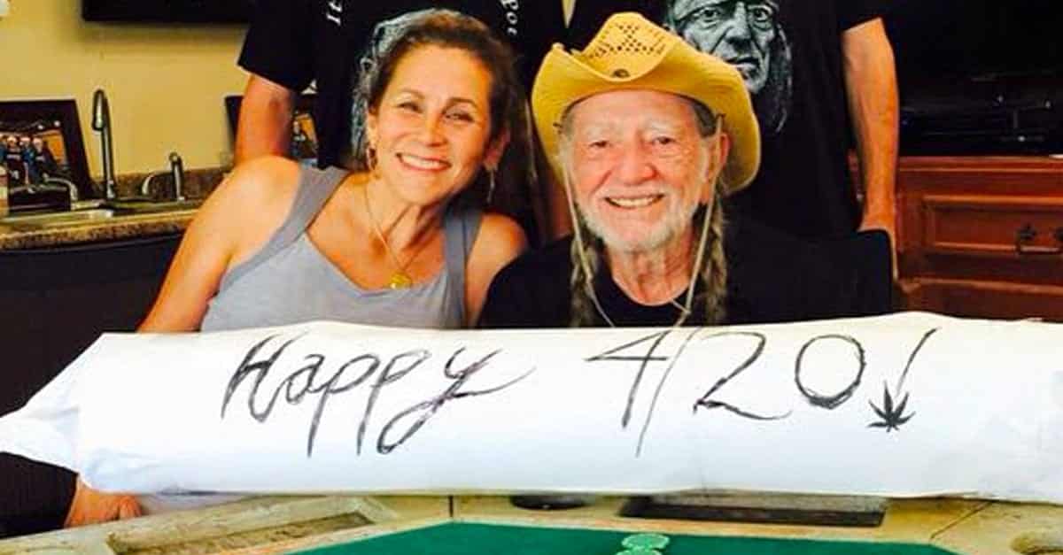 annie d'angelo and willie nelson