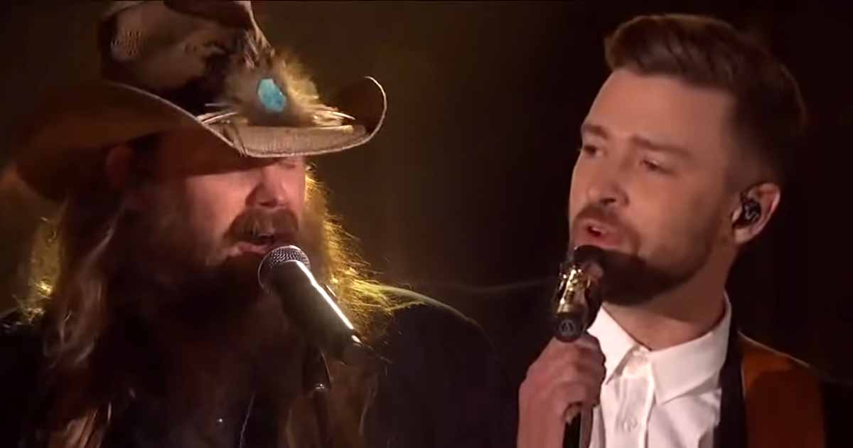 Justin Timberlake and Chris Stapleton Sings a ‘Tennessee Whiskey/Drink You Away’ Medley during the CMA 2015