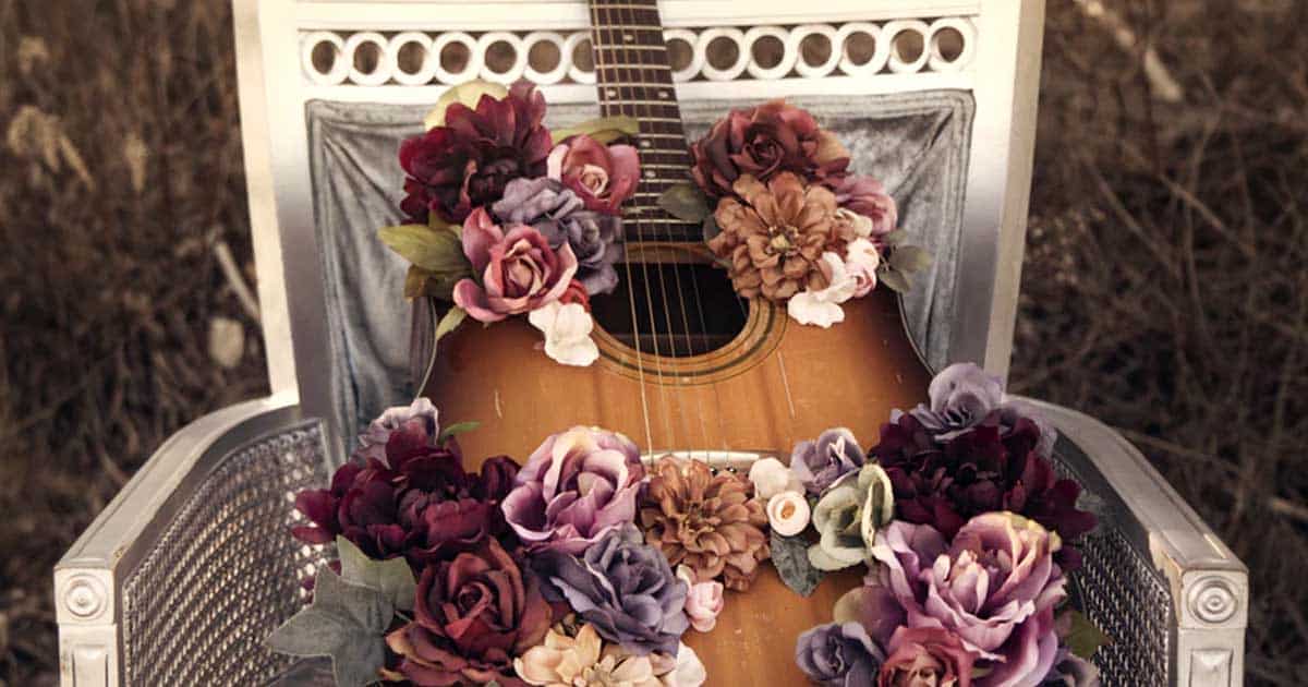 10 Country Songs About Flowers