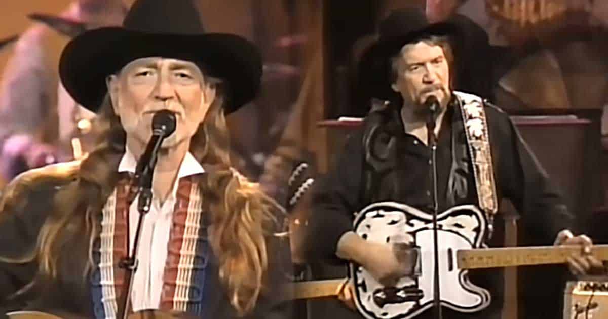You Should See Waylon Jennings, Willie Nelson, And Friends Singing “Only Daddy That’ll Walk The Line"