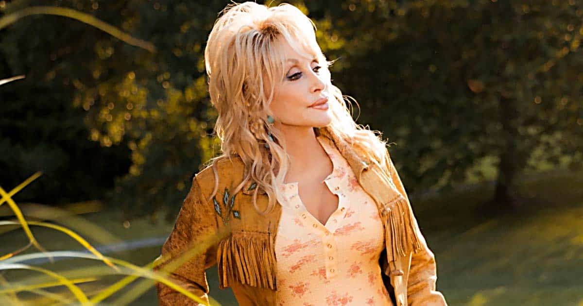 Dolly Parton Refuses To Talk About Politics – Even When Asked