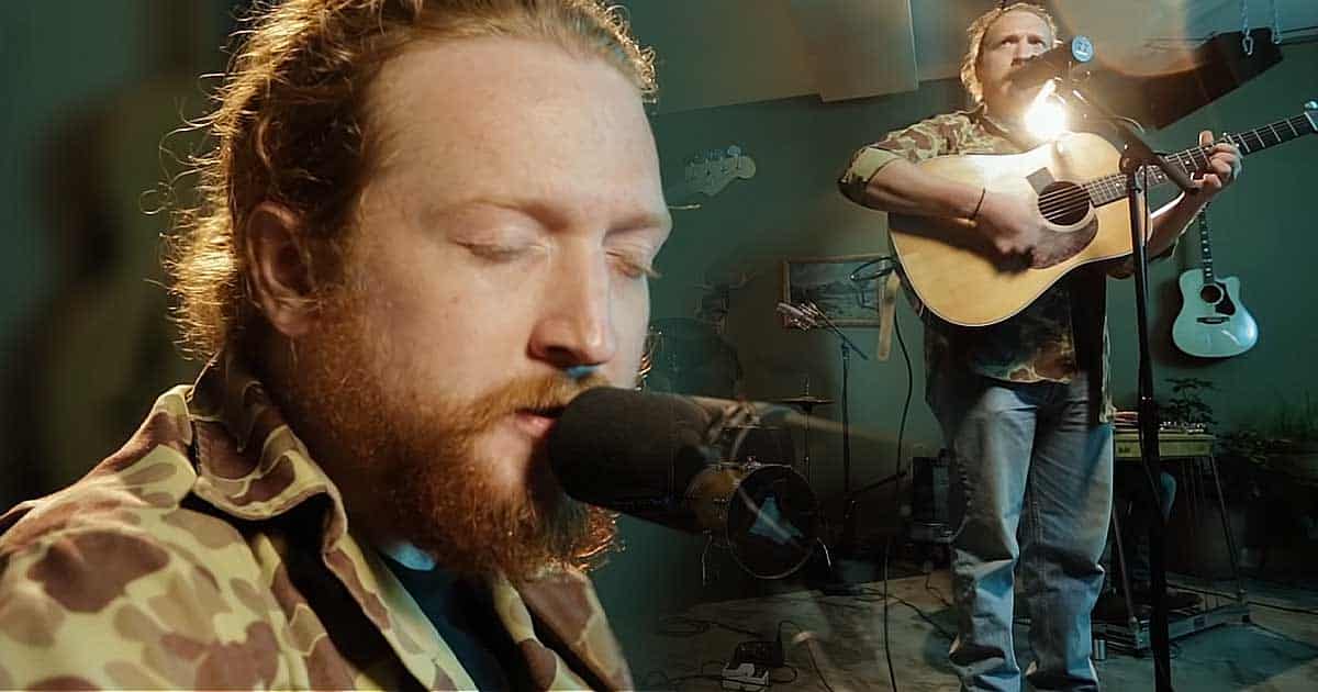 Tyler Childers Feathered Indians