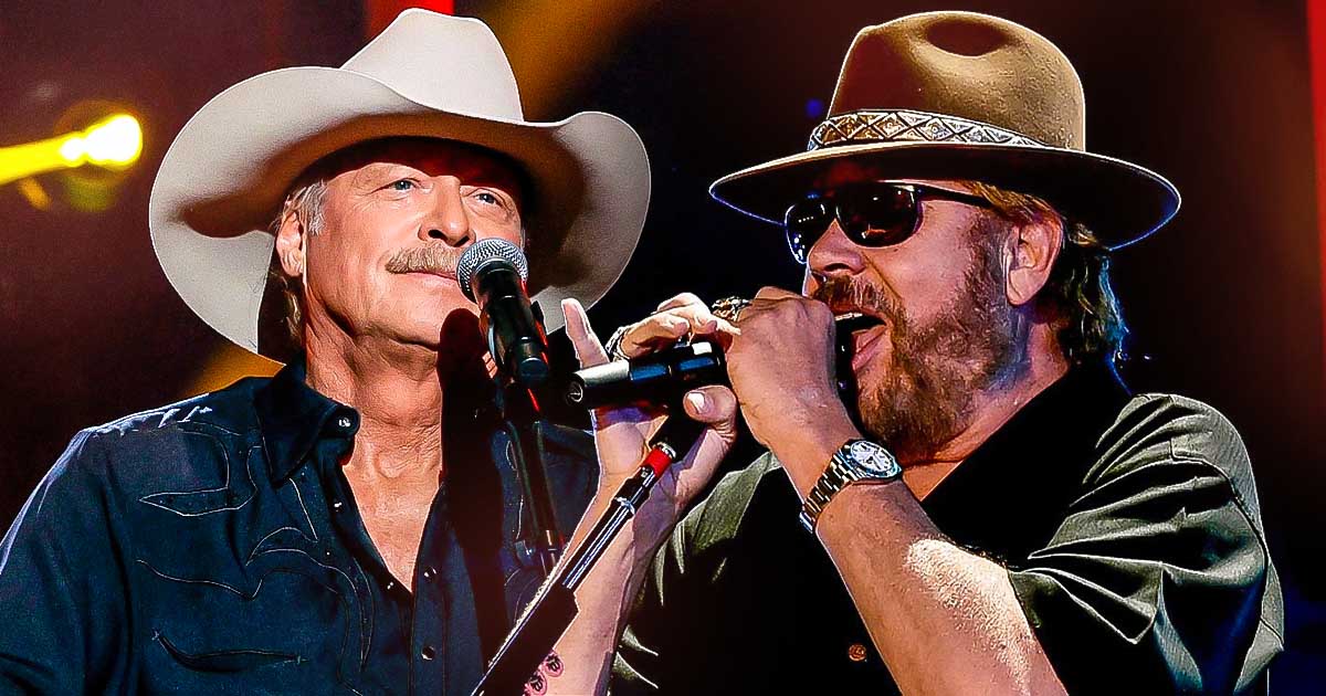 Alan Jackson and Hank Jr. performing together