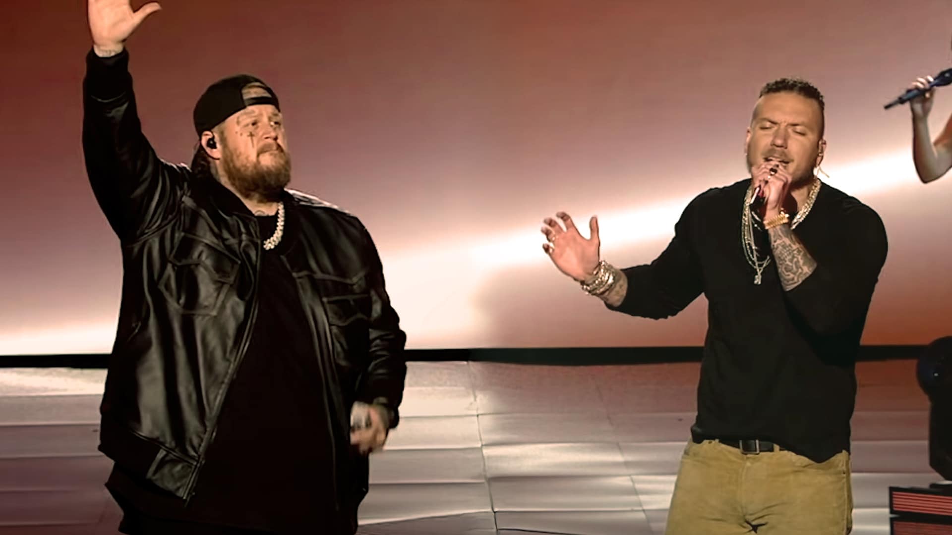 Jelly Roll and Brandon Lake perform “Hard Fought Hallelujah” on American Idol’s “Songs of Faith” Easter special, bringing emotion and testimony to the stage.