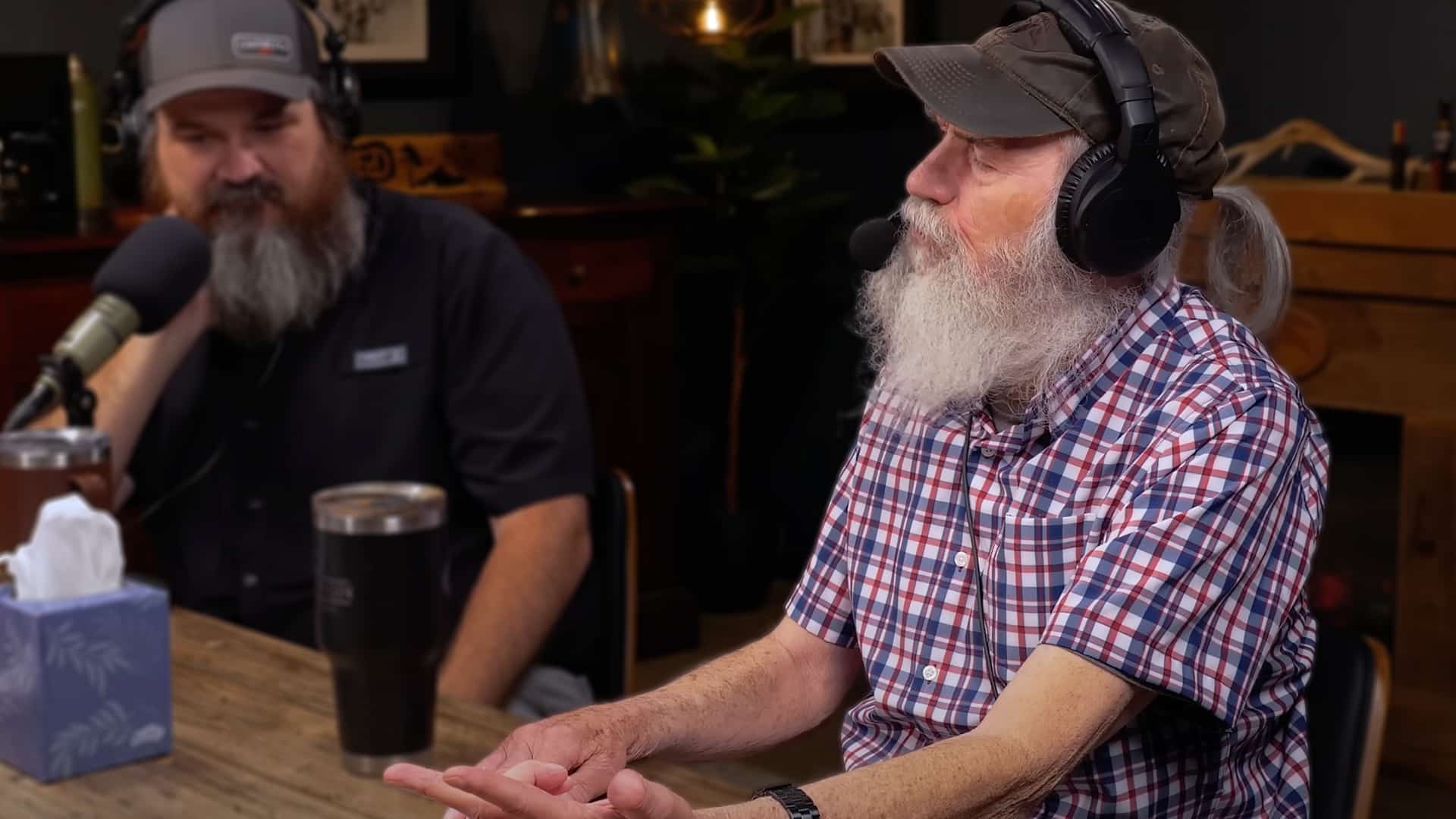 Si Robertson reflects during a podcast interview as he opens up about life after losing brother Phil.