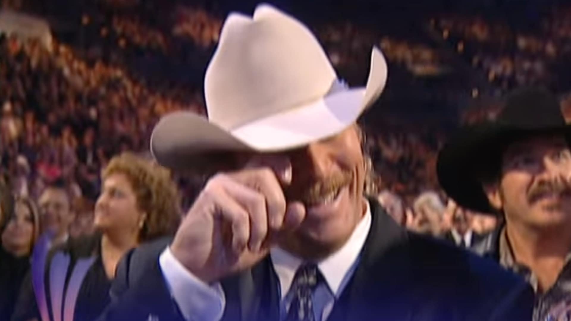 Alan Jackson tries to hold back laughter at the 2003 ACM Awards as The Chicks get booed and Toby Keith celebrates a major win on one of country music’s most controversial nights.