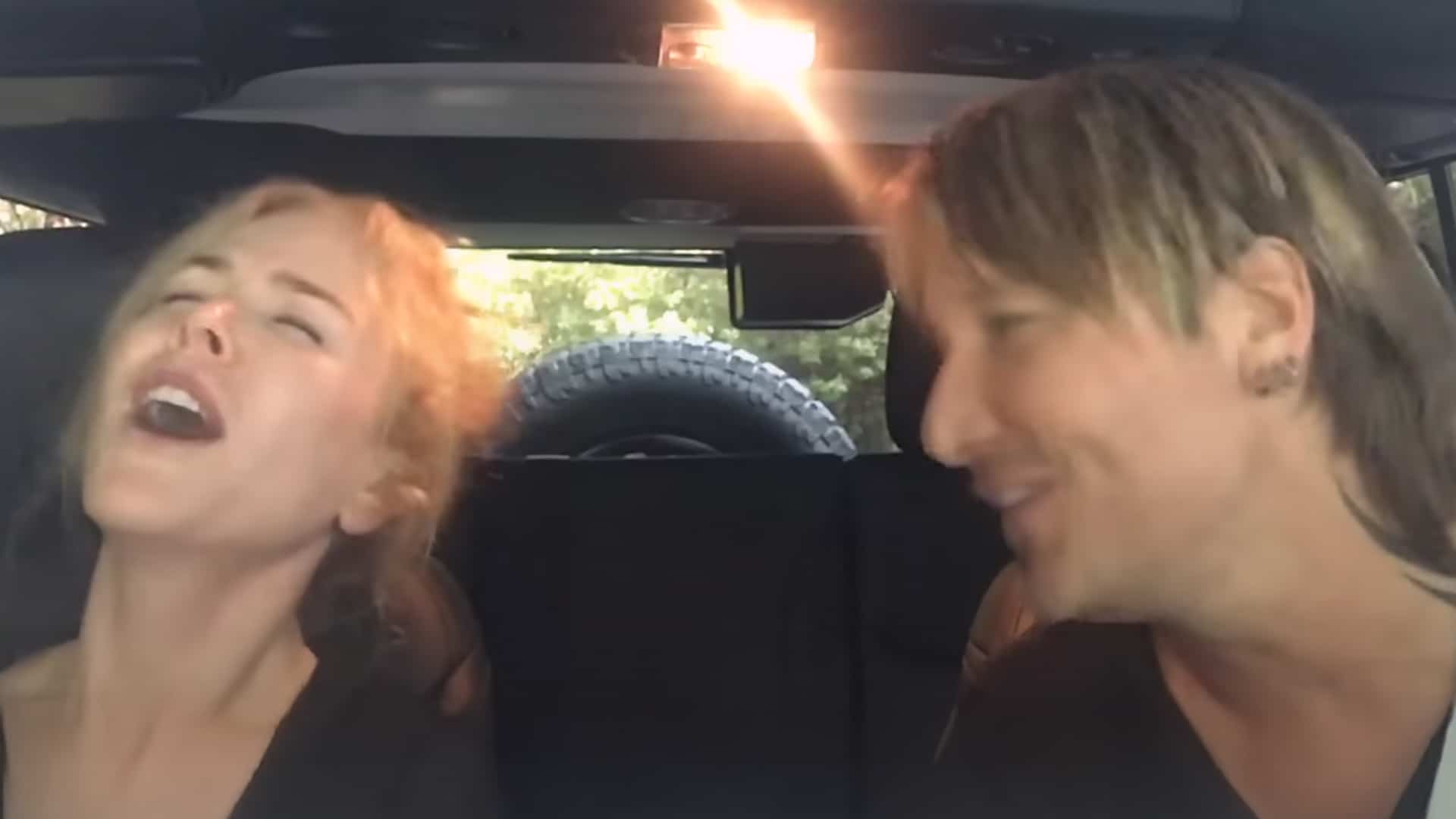 Keith Urban and Nicole Kidman sing joyfully in their viral 2016 car duet of “The Fighter” with unfiltered love and charm.