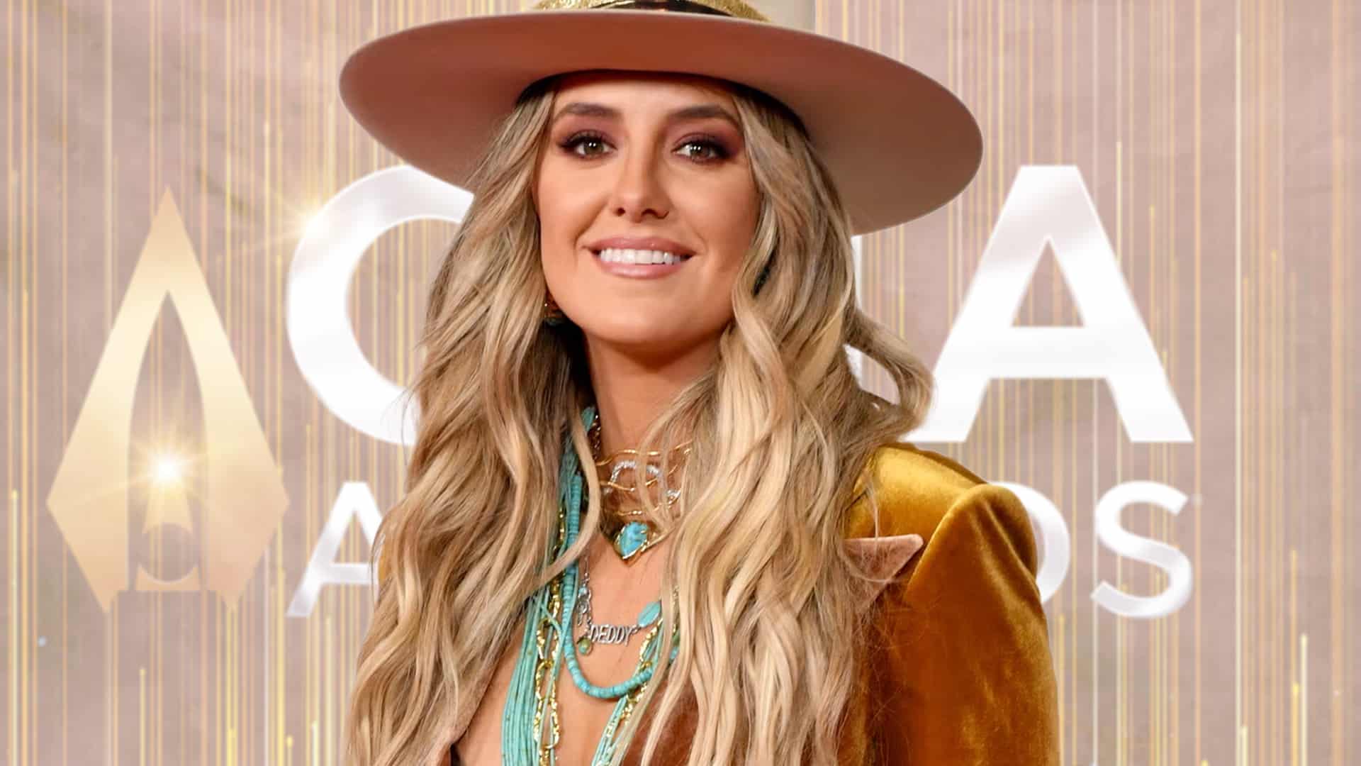 Country star Lainey Wilson poses at the CMA Awards, where she will become only the third woman to host the show solo in 2025.