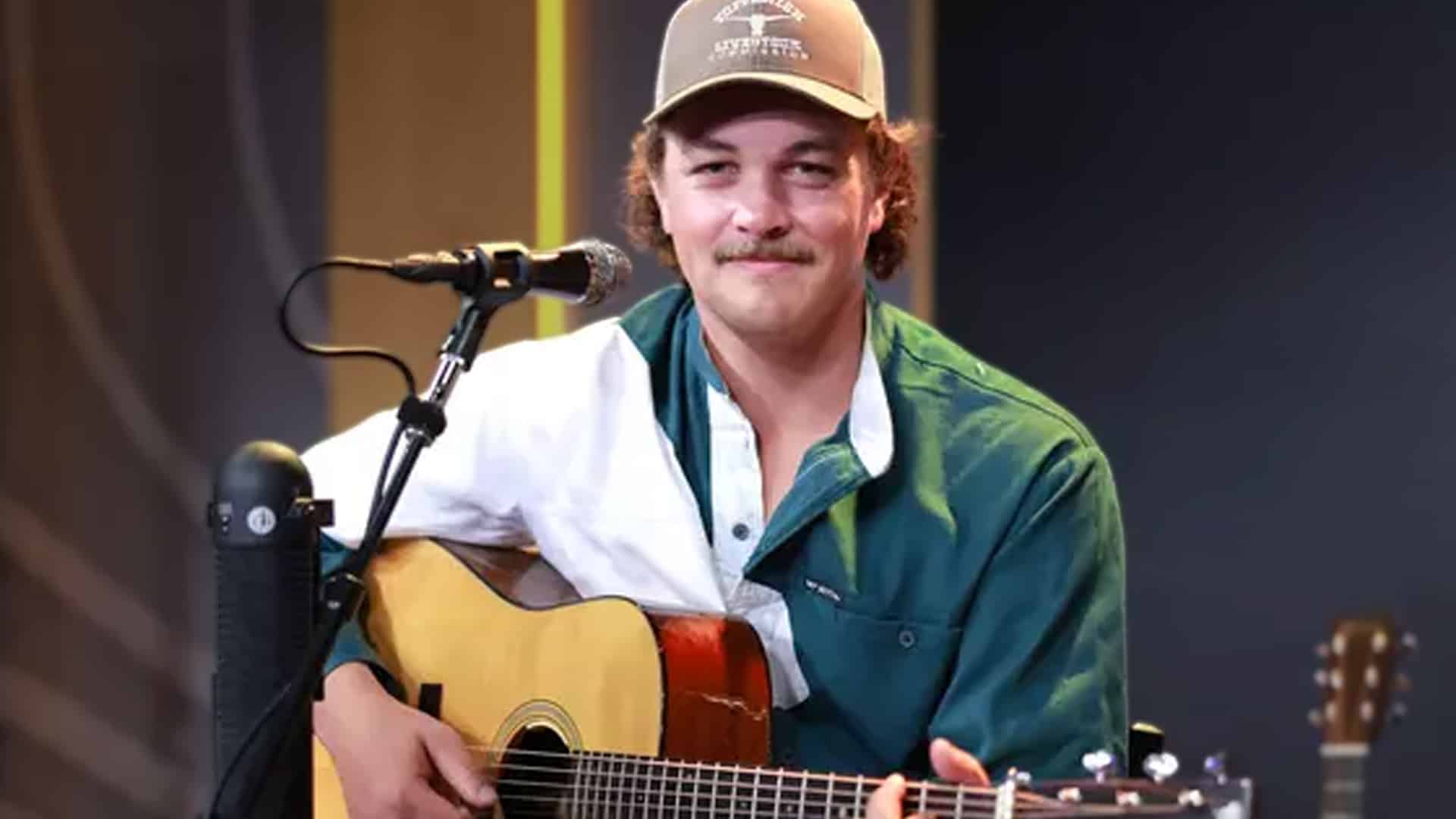 Zach Top performing a heartfelt acoustic cover of Randy Travis' classic "If I Didn't Have You" during an intimate VIP set in Eugene, Oregon.