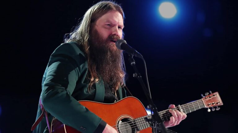 Chris Stapleton sparks retirement talk after saying he has “done enough,” hinting he may step back sooner than fans expect.