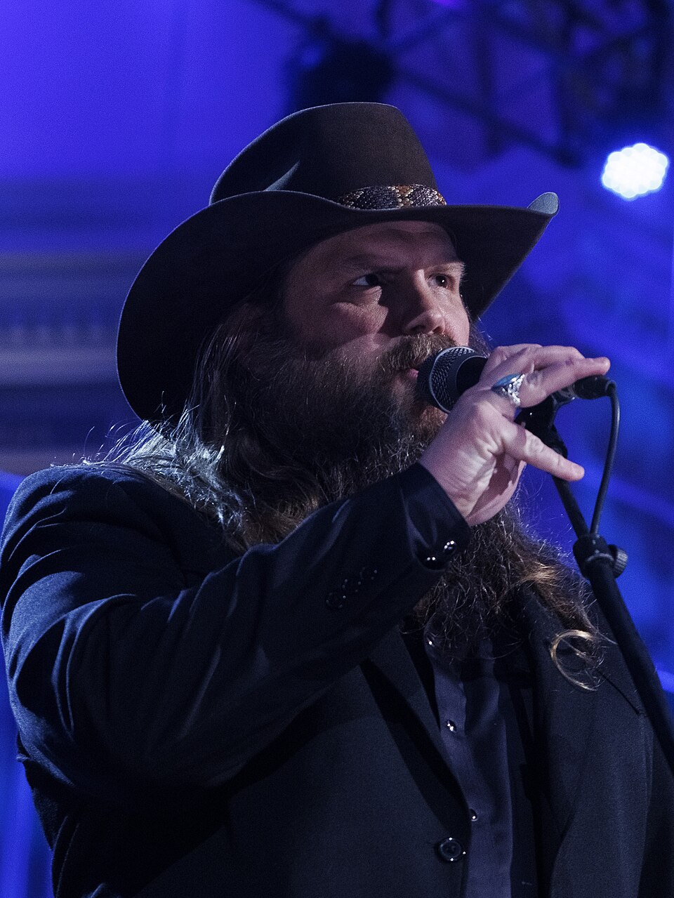 Chris Stapleton Steps Up to Help Texas Families After Devastating Floods With Big Donation